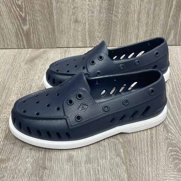 NWT Sperry Top Sider Authentic Original Float Boat Shoe Navy 6M - Picture 1 of 13